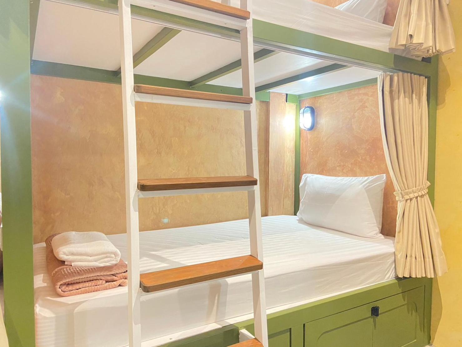 Sierra Hostel Nai Yang Beach Eksteriør bilde